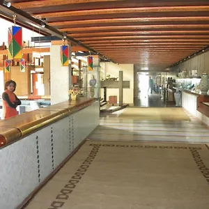Sidi Harazem Отель Sidi Harazem